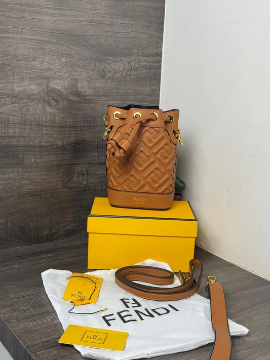 FENDI_zucca_bucket_bag_box_1063