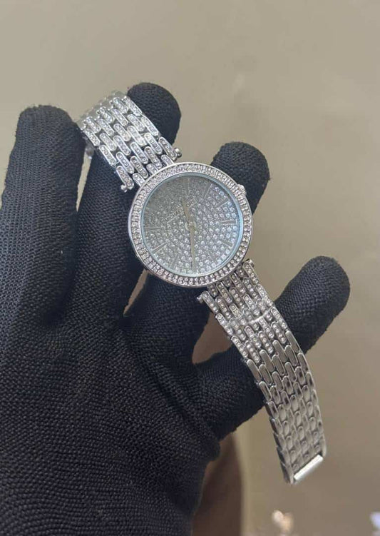 Michael Kor s Diamond Silver Premium Watch