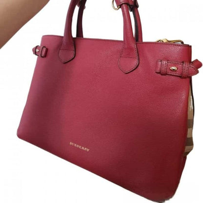 BURBERR_Y Banner Premium Shoulder Bag 661
