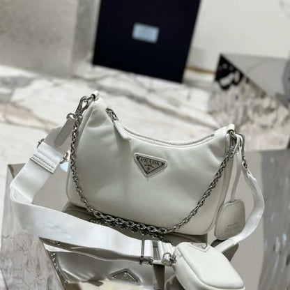 PRADA_Re-Edition_with_Box_697