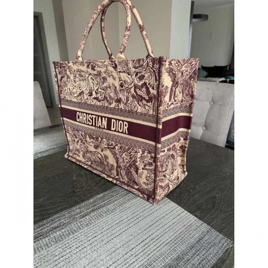 Christian_Dior_Tote_Bag_With_Pouch_865