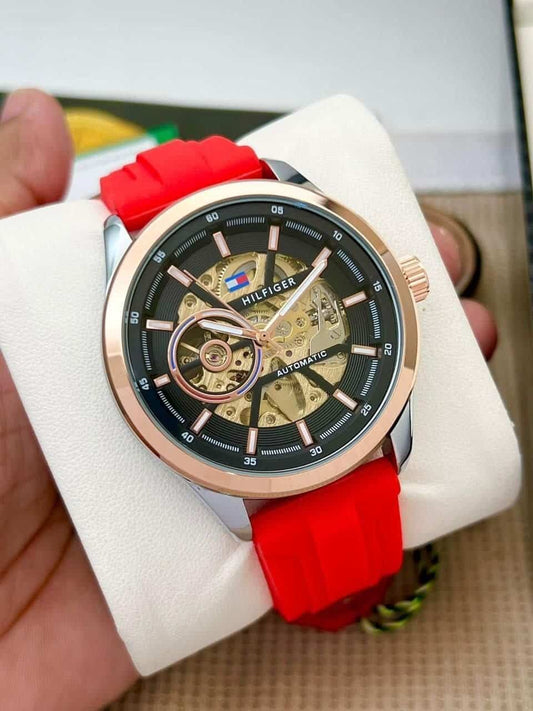 TOMMY HILFIGER  leather