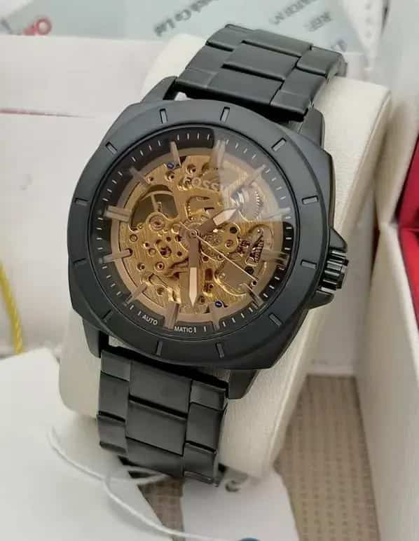 FOSSIL AUTO