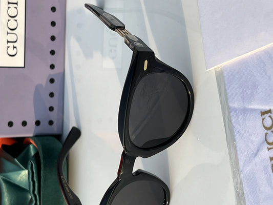 gucCI!_2921_black_gold