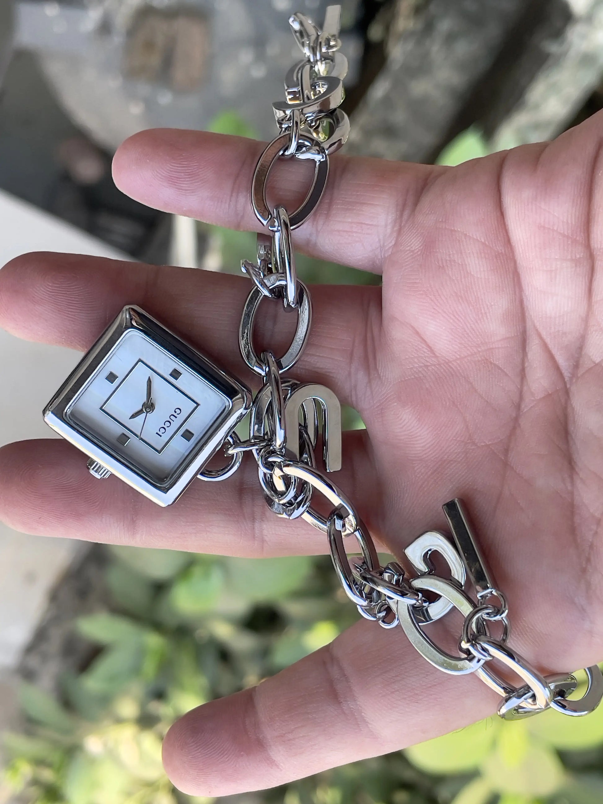 Gucc_i bracelet ladies watch