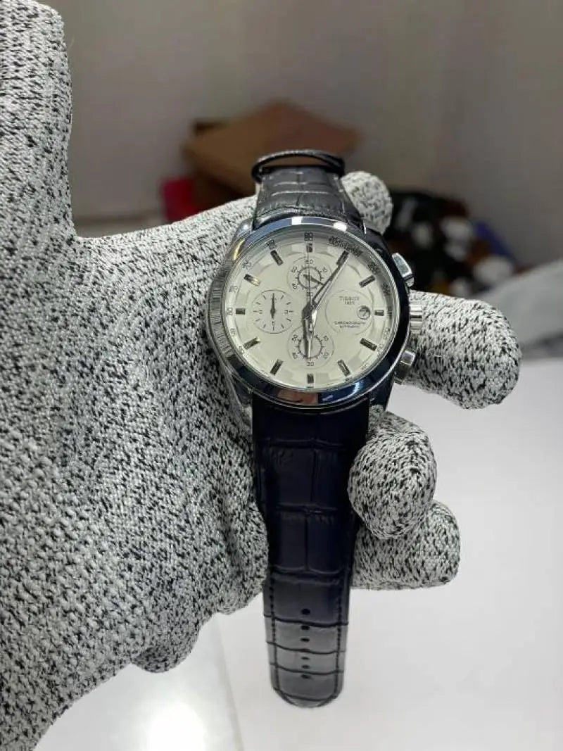 Tisso_t 1853 couturier leather