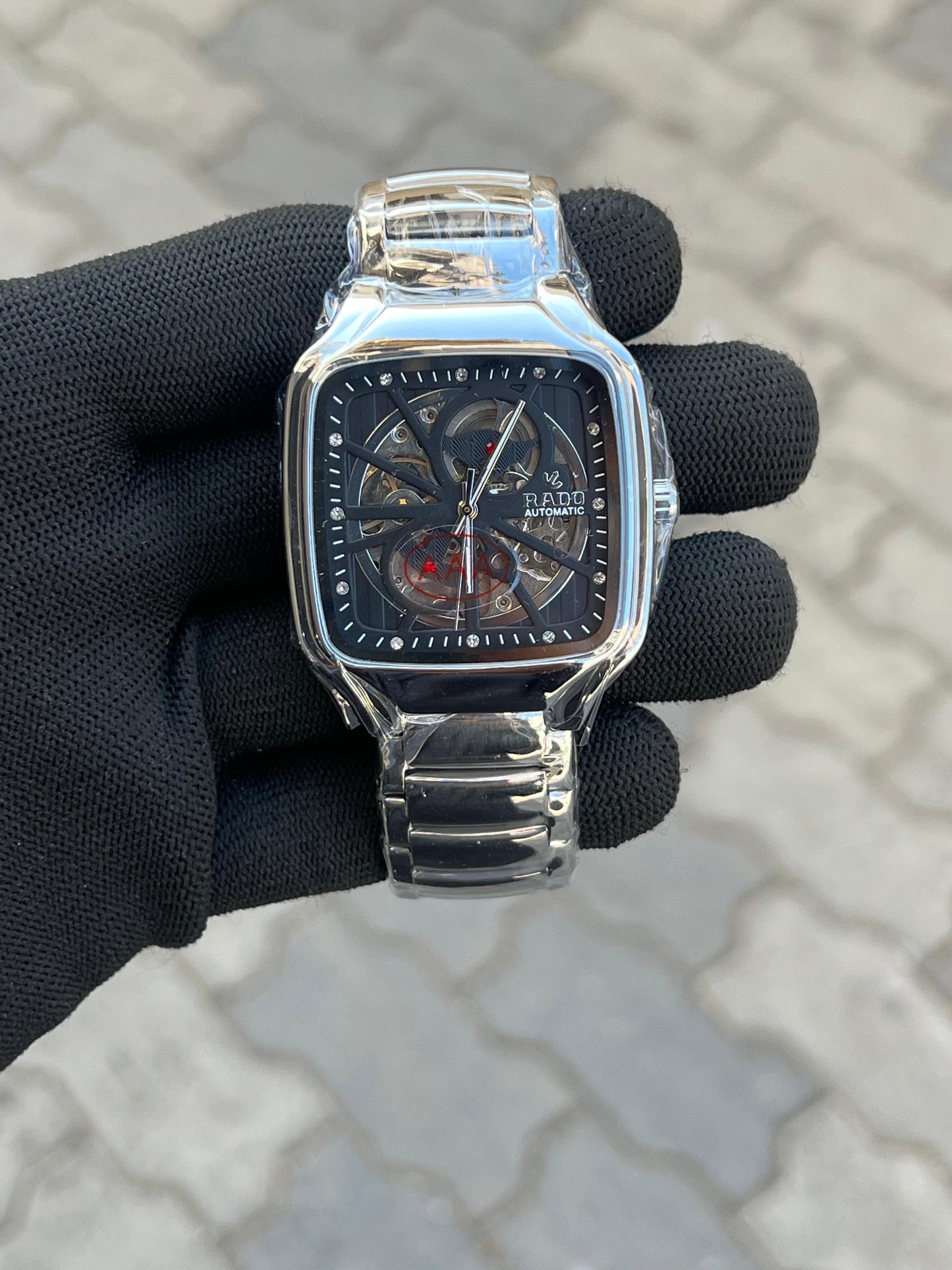 Rad_o Square Silver Black
