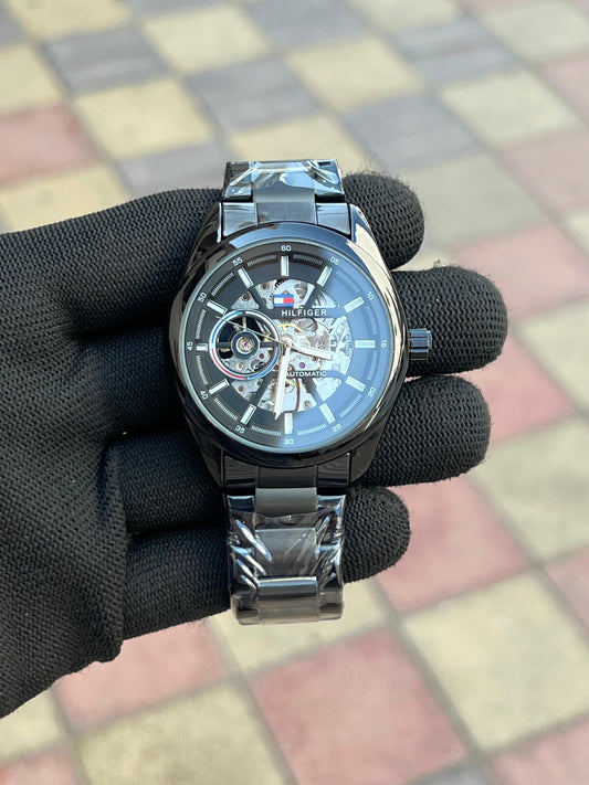 Tommy HIlf_iger Automatic Black Chain