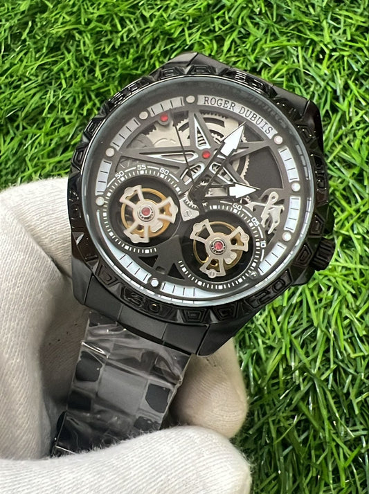 ROGER DUBUIS