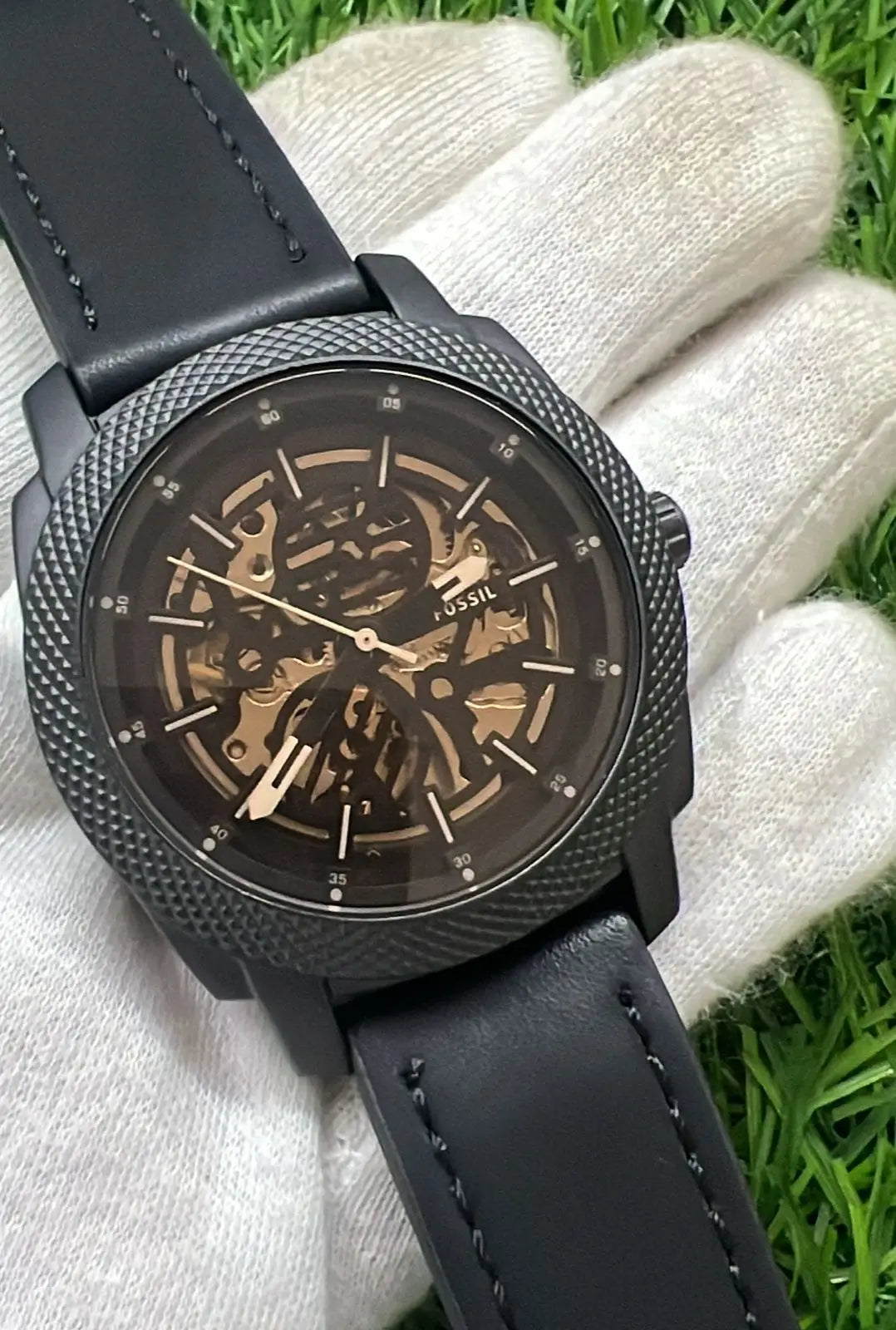 FOSSIL AUTO