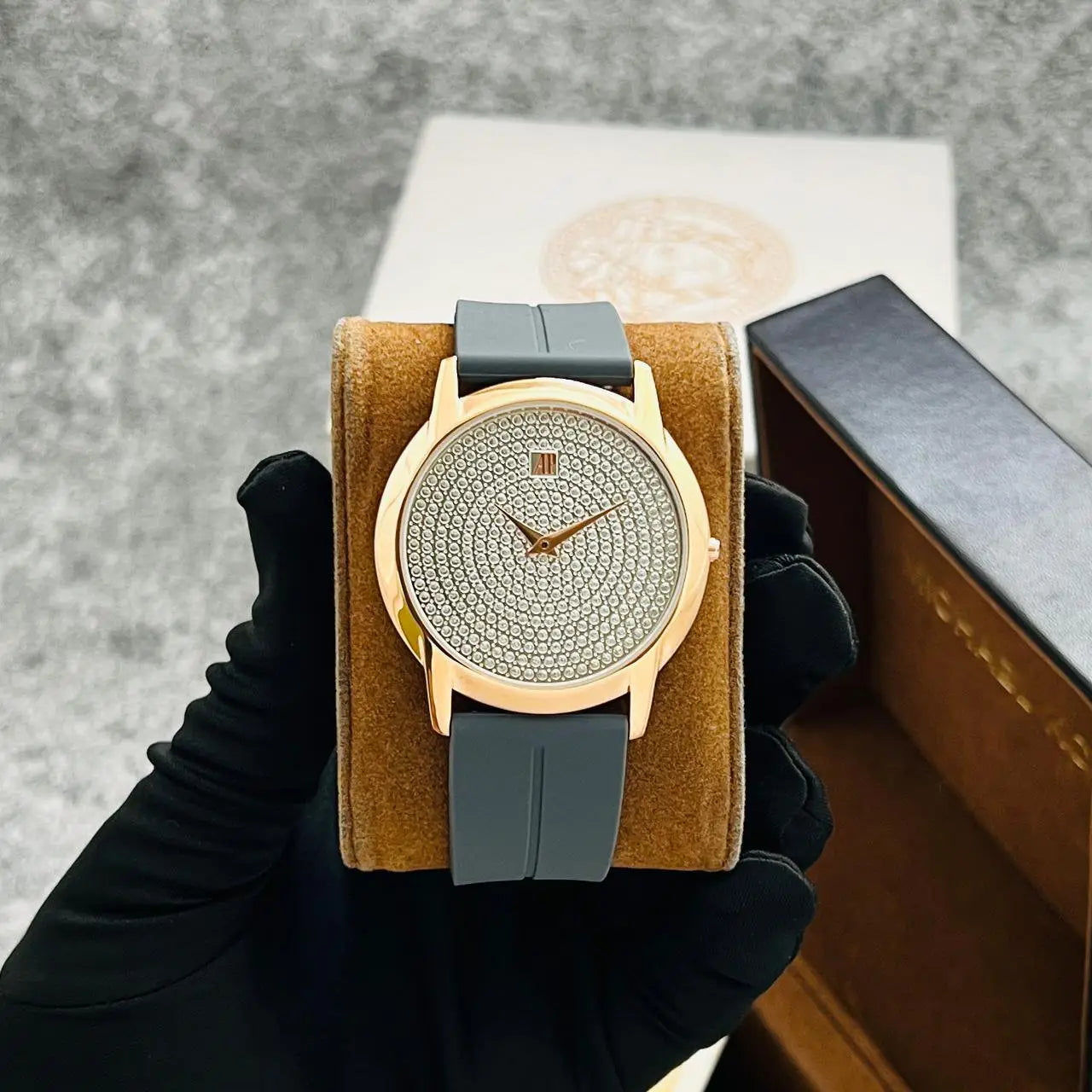 AUDEMARS PIGUET LEATHER BELT AP