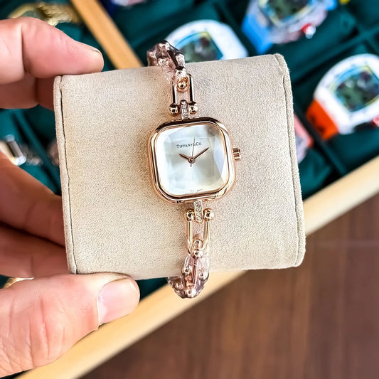 TIFFANY_LADIES_ROSE_WHITE